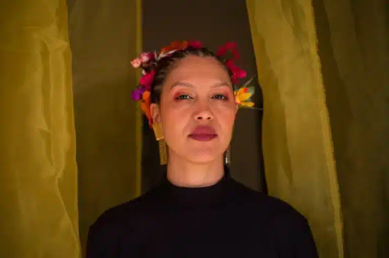 Camila Lemos e Paola Kirst encerram a mostra A Voz e a Vez Delas com show na Casa de Cultura Mario Quintana